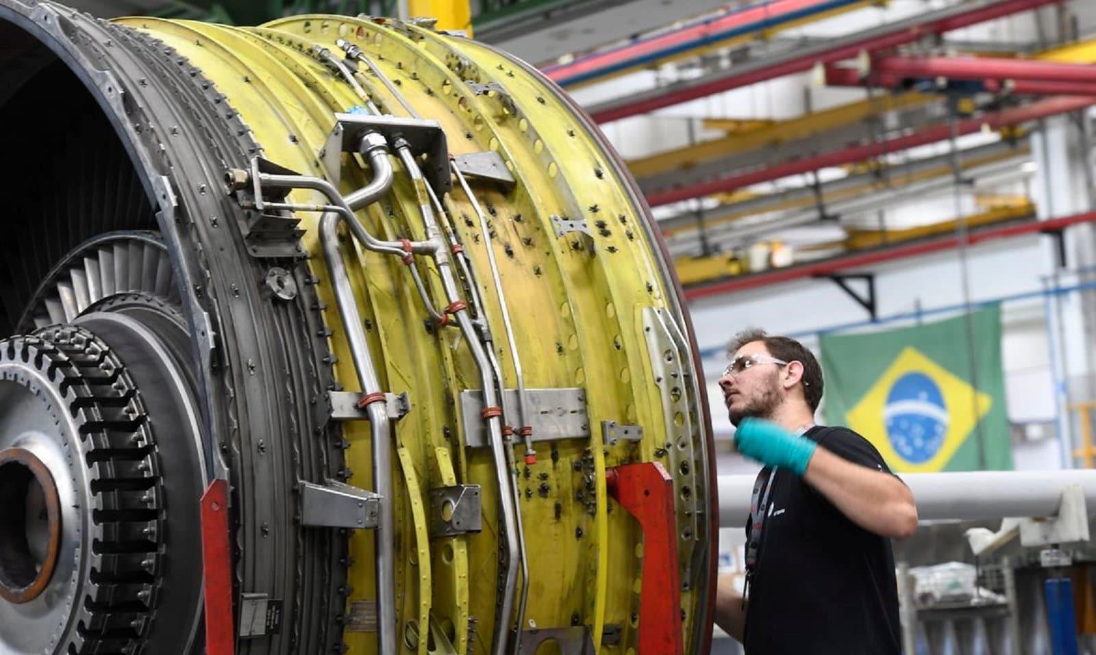 Instituições financeiras preveem queda de 5,46% na economia este ano