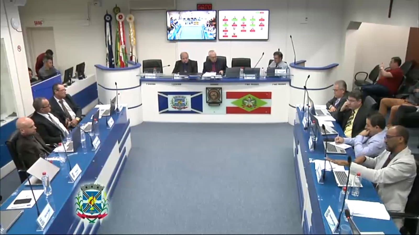 Apanhando sempre, mas levando muita vantagem