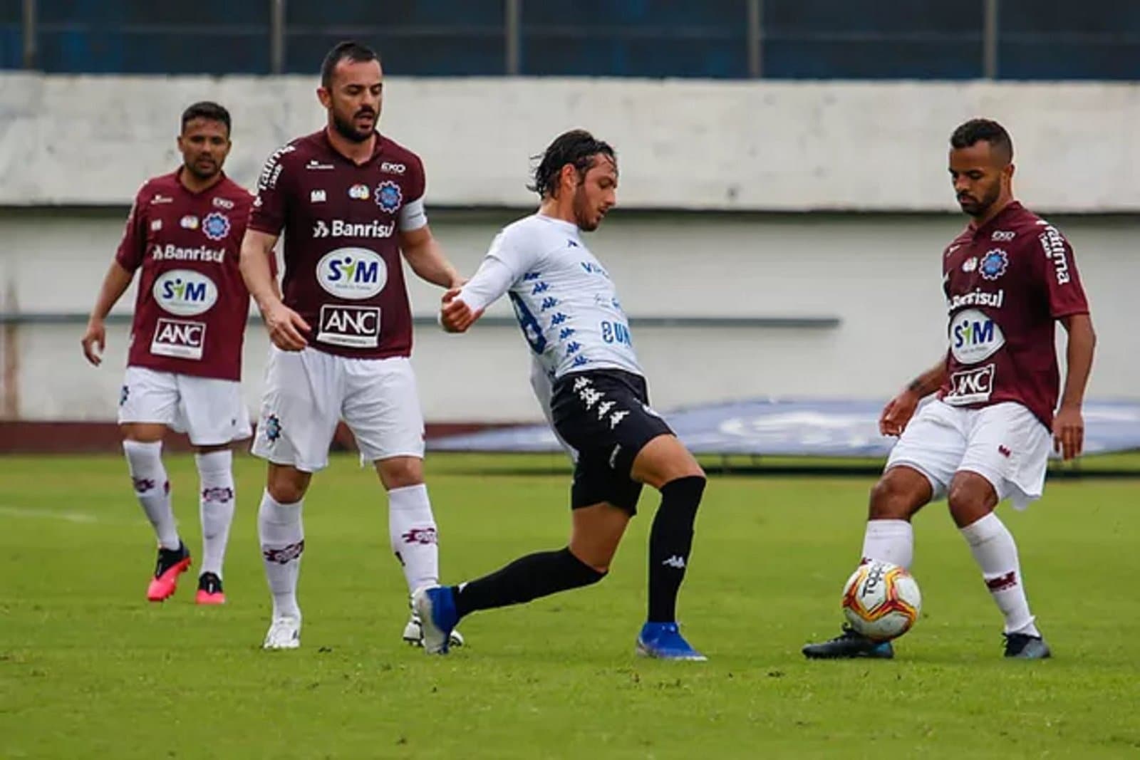 SÉRIE D: Tubarão perde a segunda seguida