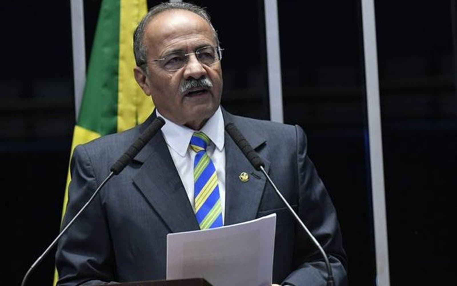 Transferência monetária nadegal