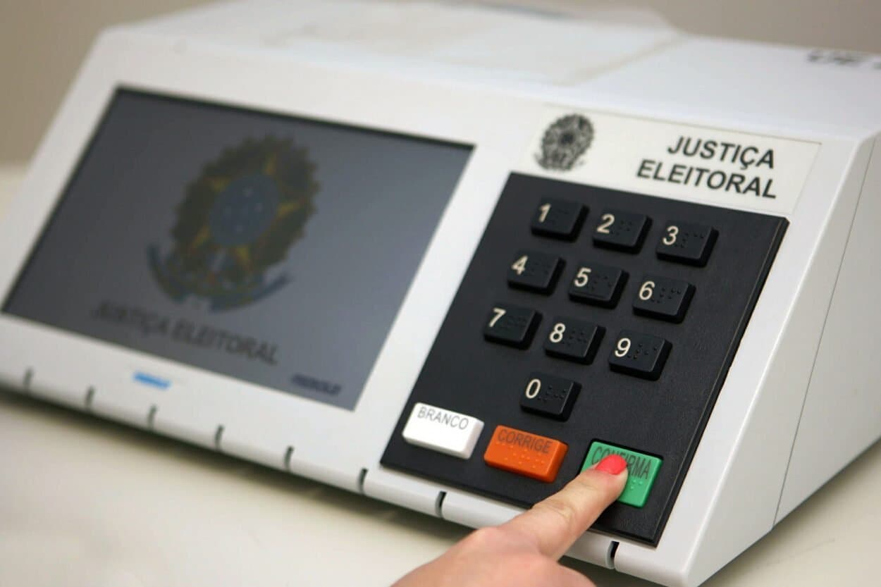 Quase 1,3 mil candidatos disputam 218 vagas na Amurel neste domingo (6)