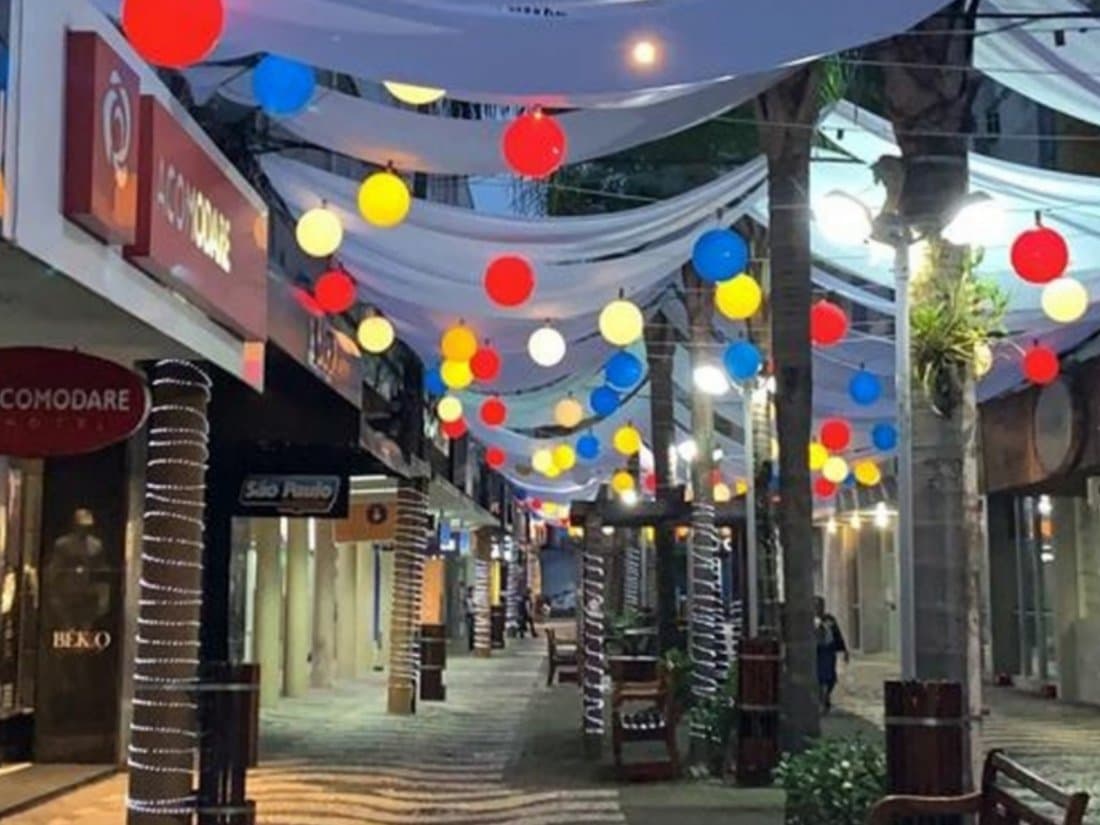 Horário de Natal do comércio começa nesta quinta-feira (3)