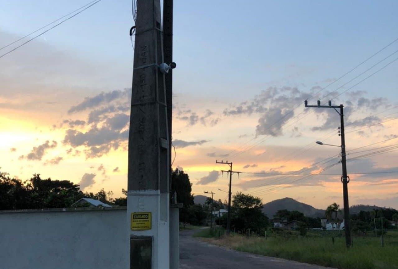 Câmera de segurança é instalada na rua José Bressan