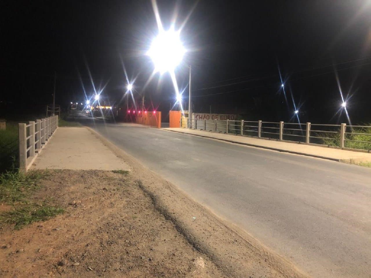 Ponte sobre o Rio Corrêa na rua Sílvio Búrigo ganha nova iluminação