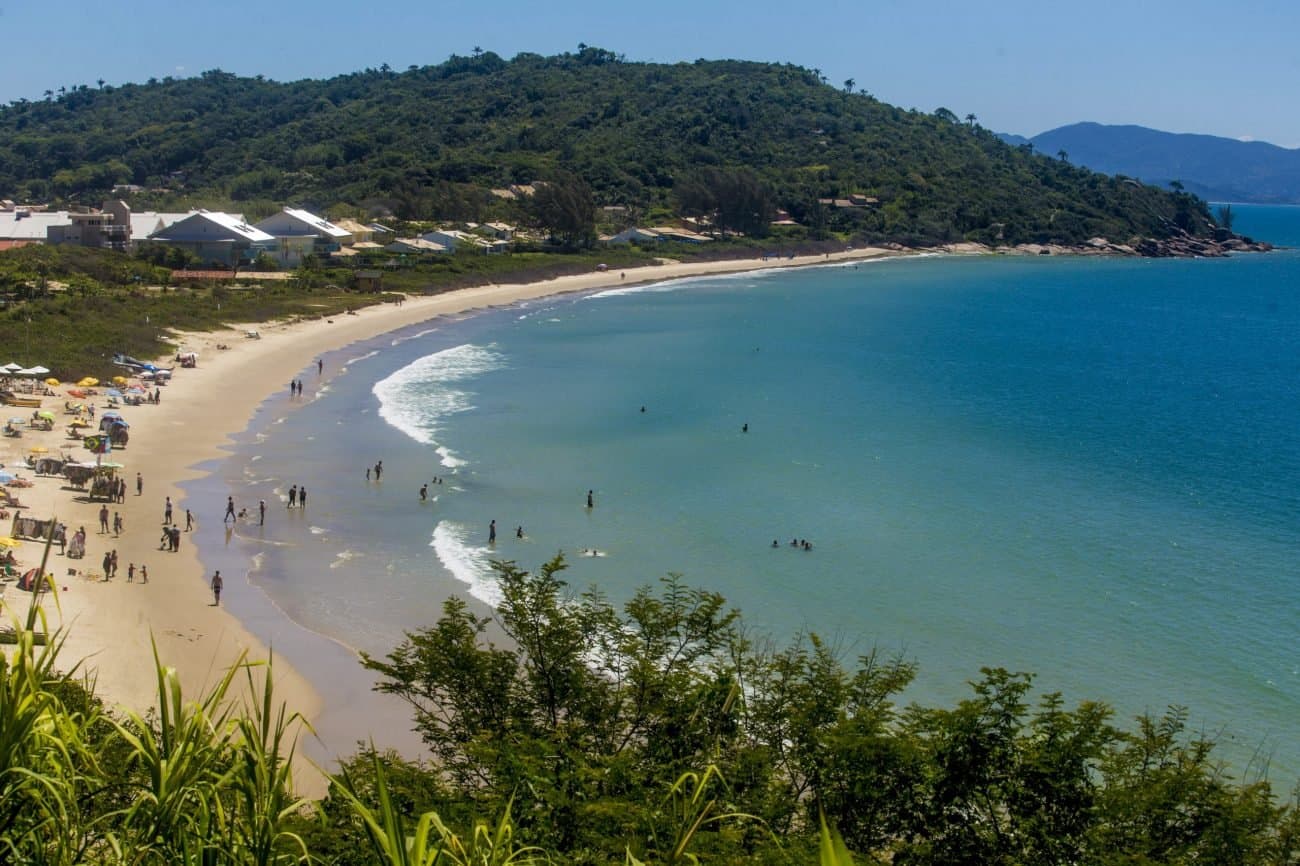 Governo quer privatizar praias e criar "Cancún" em Florianópolis