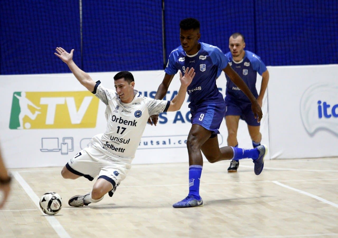 LIGA: Tubarão Futsal é goleado e encerra sequência de vitórias
