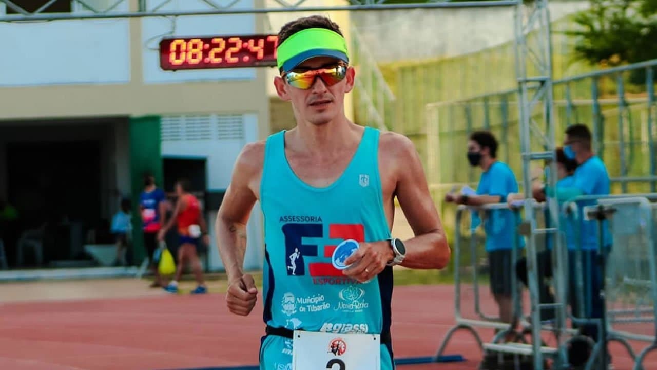 Ultramaratonista tubaronense vence prova de 24 horas em Natal