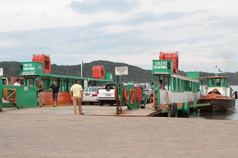 Novo termo precisará ser feito para garantir descontos na balsa a moradores de Laguna
