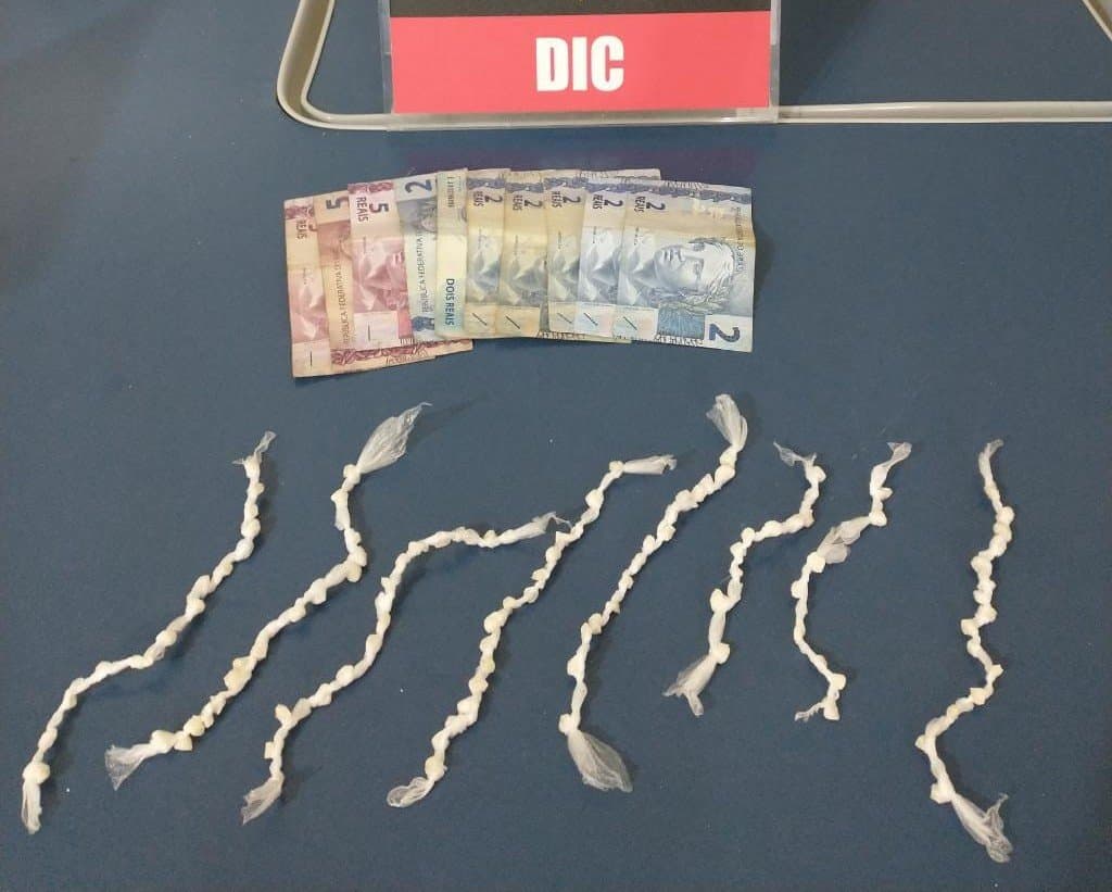 Jovem que assaltou posto de combustíveis é identificado e preso