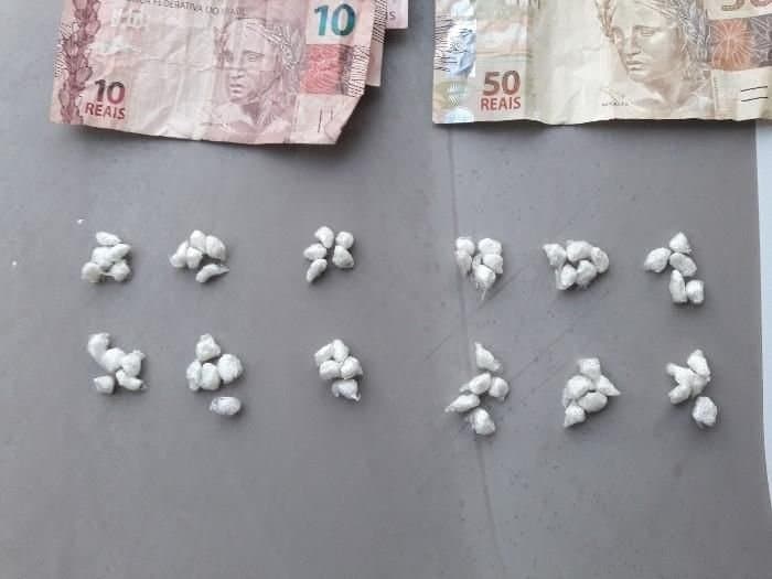 Adolescente de 15 anos é apreendido por tráfico de drogas