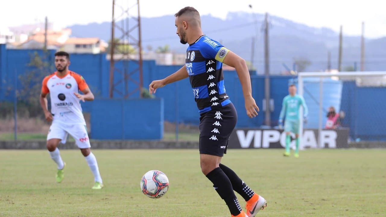 CATARINENSE SÉRIE B: Tubarão perde para o Camboriú em casa