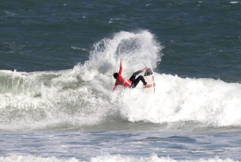 Taça Baleia Franca de Surf Open 2021 será no próximo fim de semana