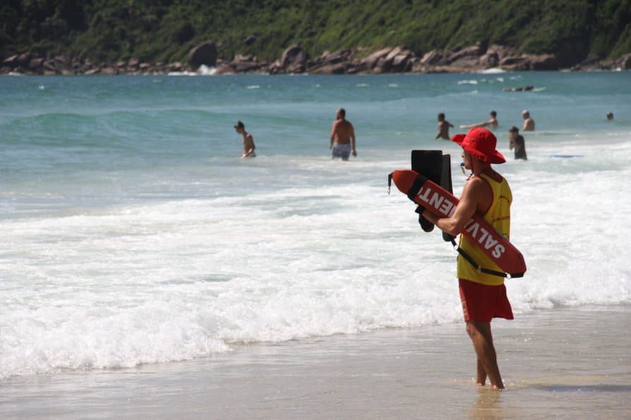 120 vagas são abertas na Amurel para cursos de formação de guarda-vidas