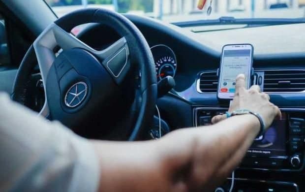 Passageiro dá golpe em motorista de aplicativo e foge sem pagar corrida