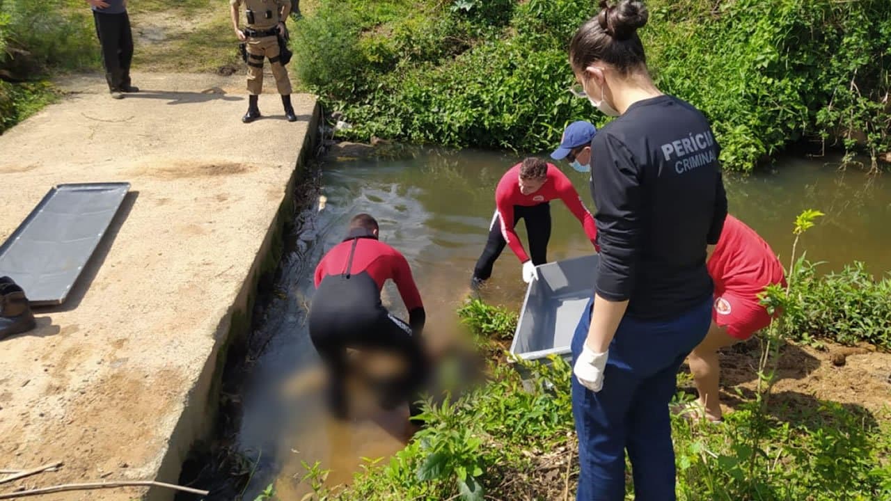 Corpo em estado de decomposição é encontrado no Rio dos Corrêas