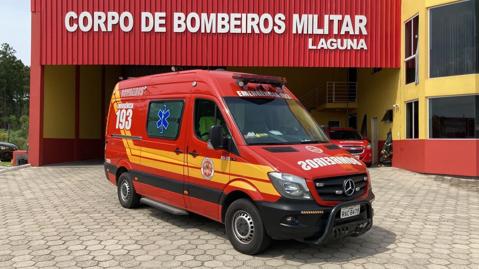 Morador de Laguna leva seis tiros e sobrevive