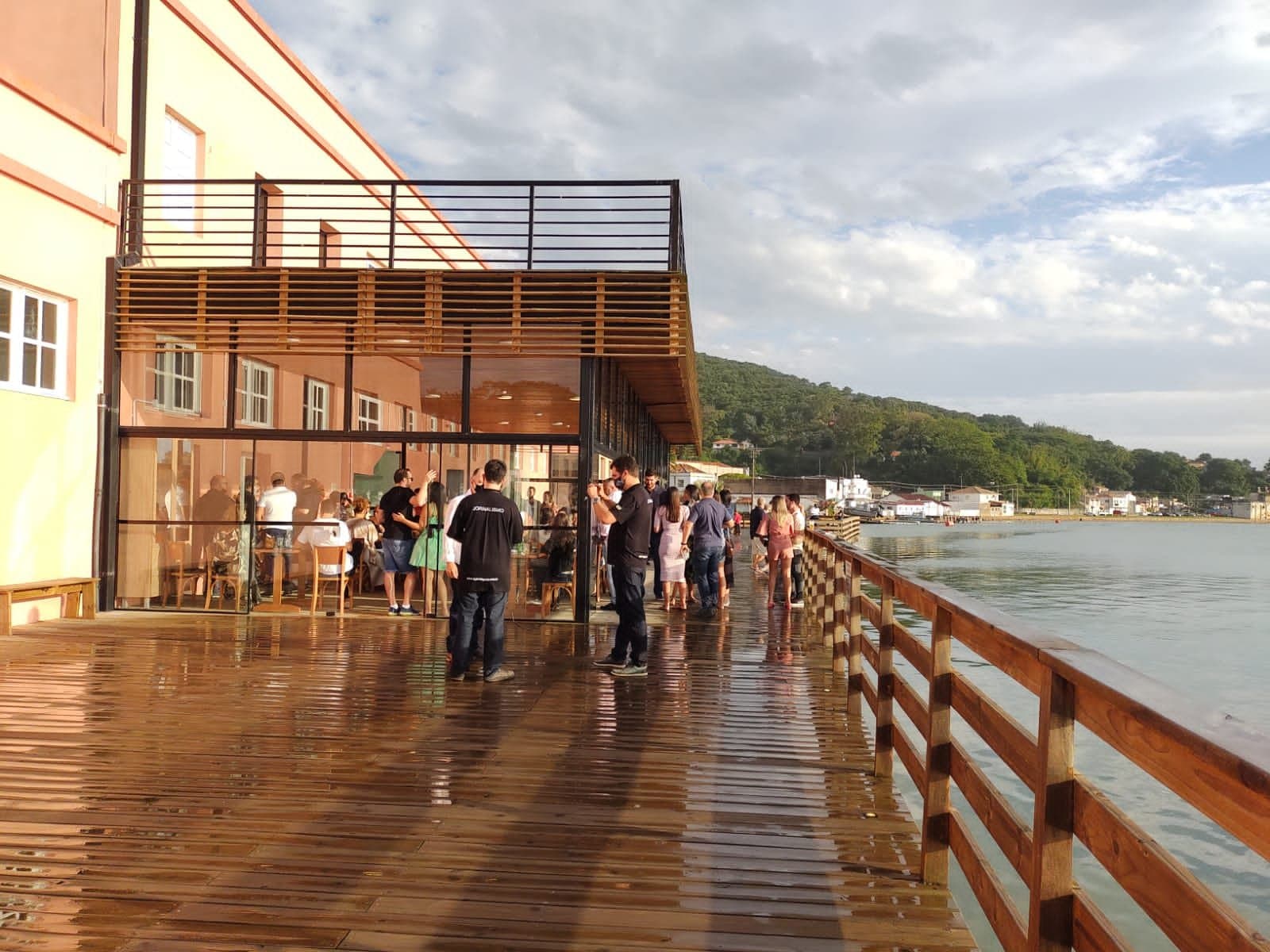 Mercado Público de Laguna reabre as portas para a população