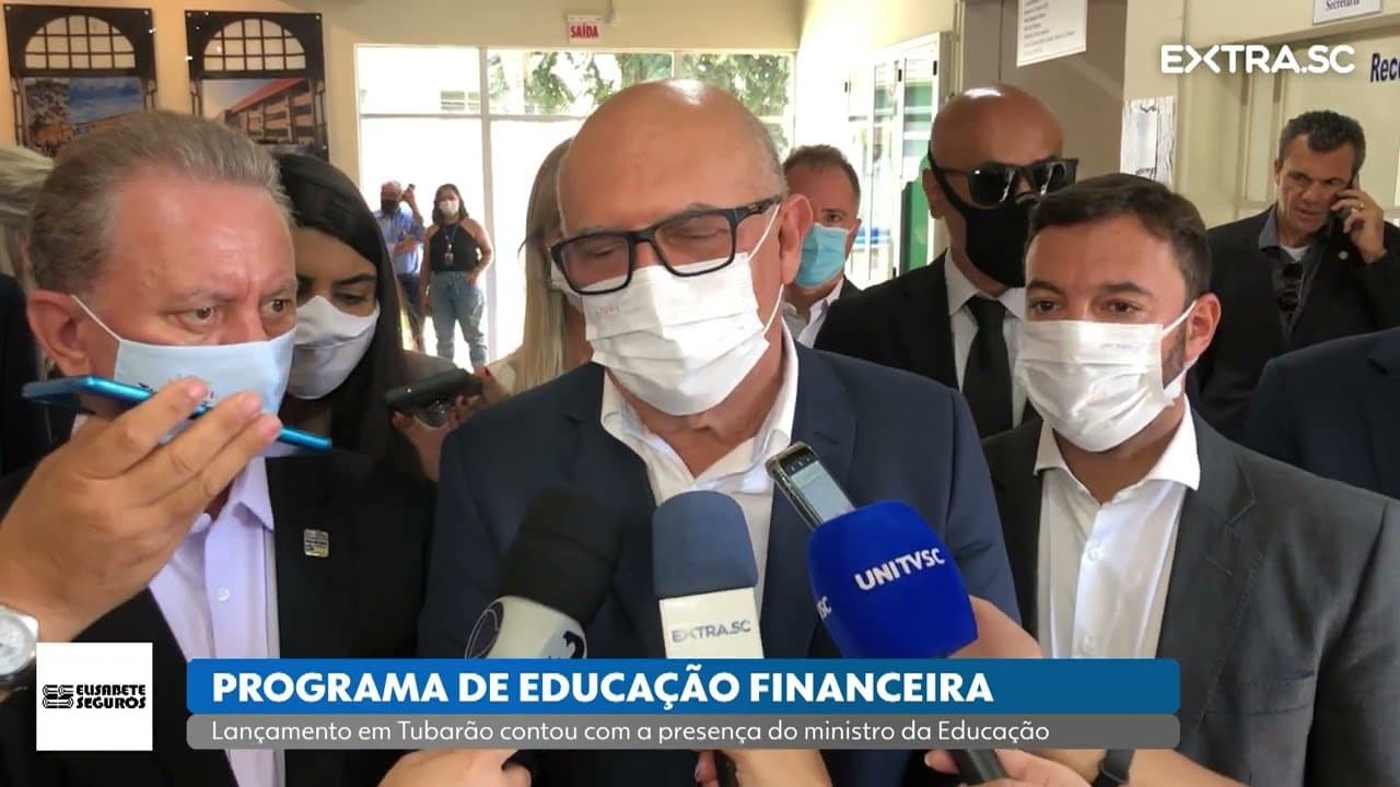 Com a presença de ministro, Programa de Educação Financeira é lançado em Tubarão
