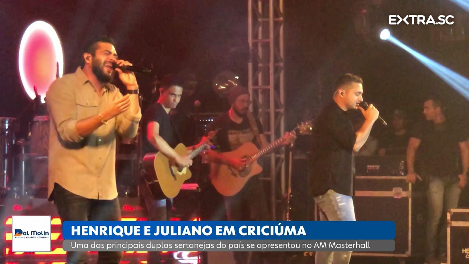 Público faz coro aos hits de Henrique e Juliano em Criciúma; assista!