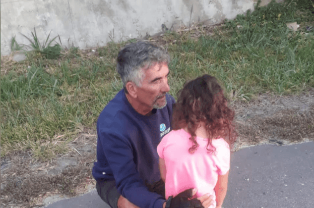 Menina de 3 anos é encontrada sozinha no acostamento da BR-101
