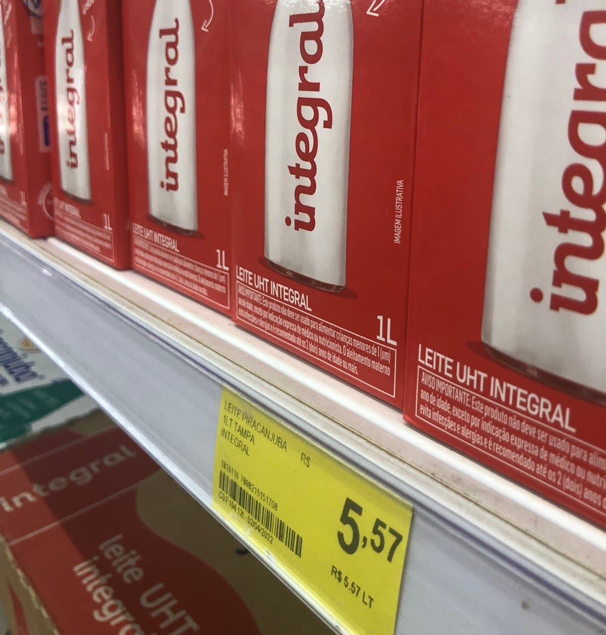 Proposta para reinserção do leite na cesta básica é apresentada pelo Governo de SC