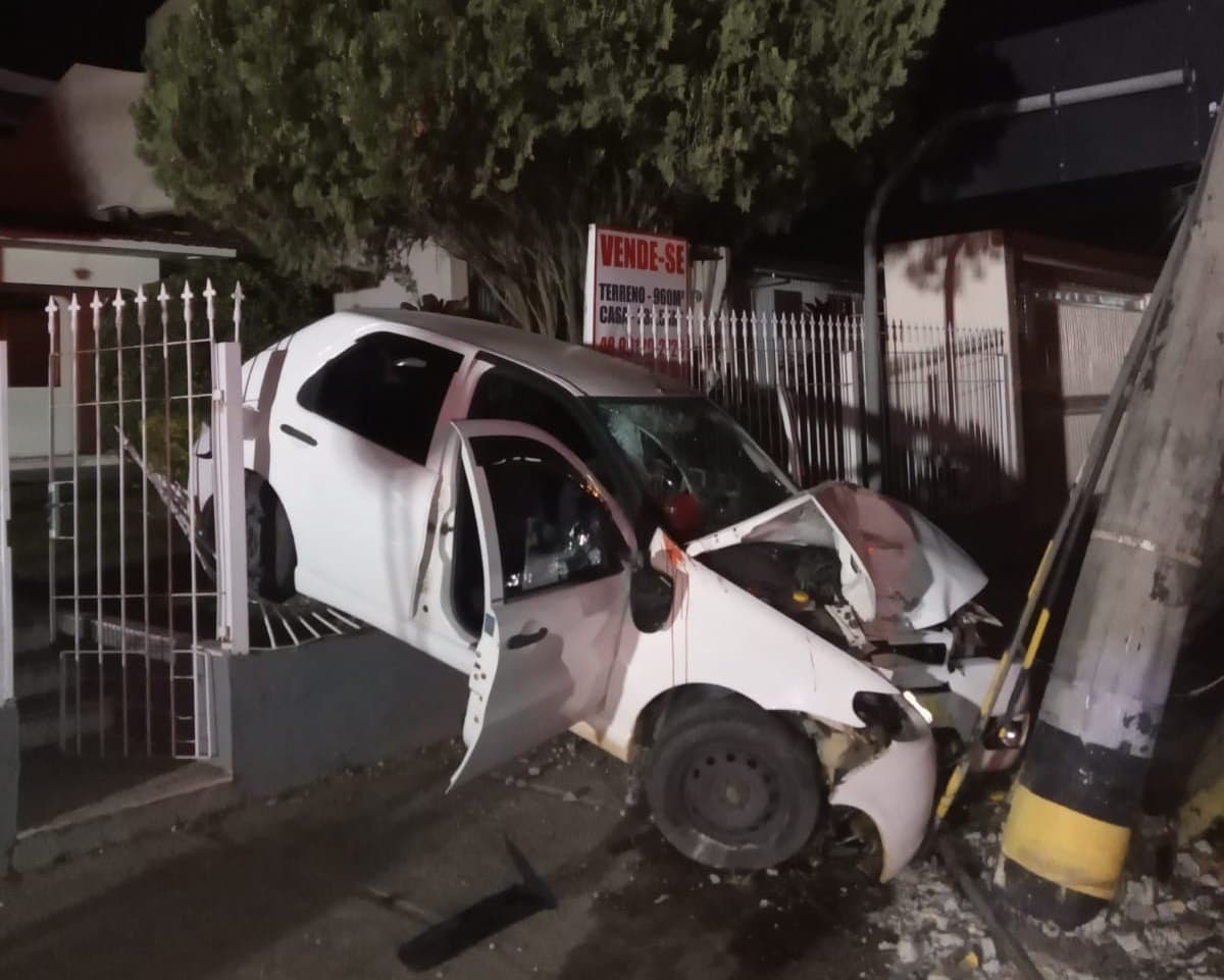 Adolescente morre em acidente de trânsito durante perseguição policial