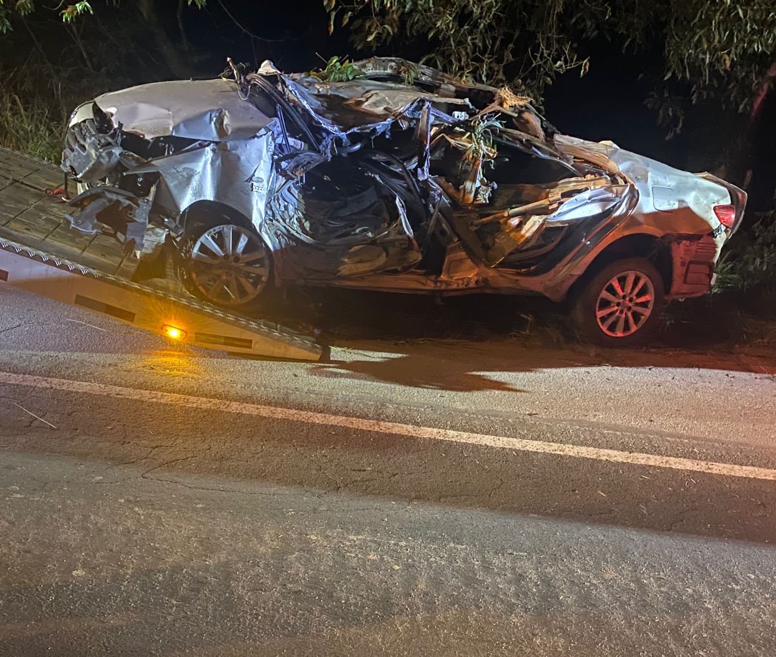 Jovem de 18 anos morre após capotamento na SC-370