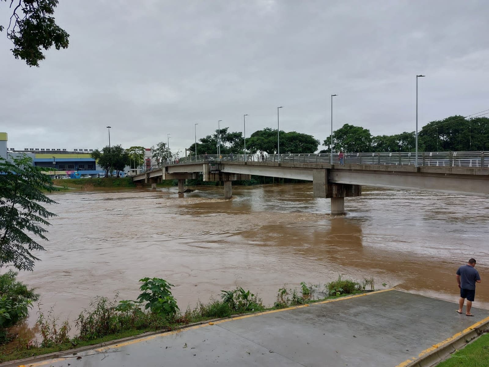 Nível do Rio Tubarão entra em estado de alerta