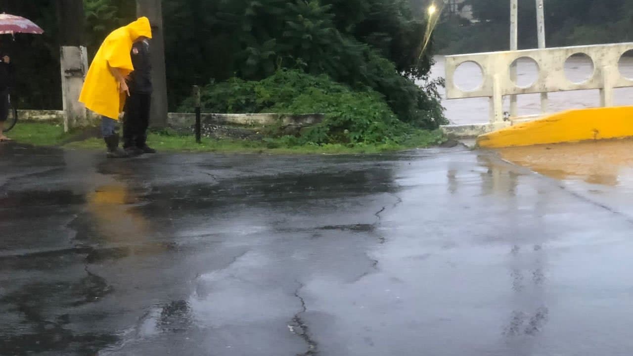 Rachaduras na Ponte Dilney Chaves Cabral são antigas, avalia Defesa Civil