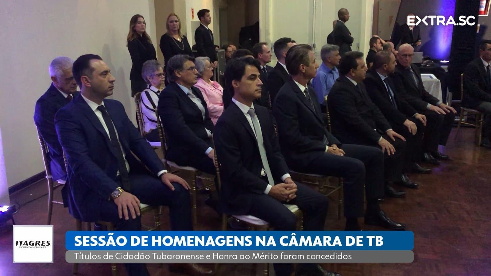 Títulos de Cidadão Tubaronense são entregues durante sessão especial da Câmara