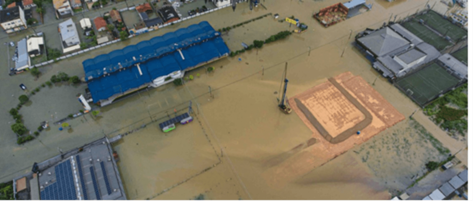 Com rodoviária isolada, embarques e desembarques acontecem no Posto Fera