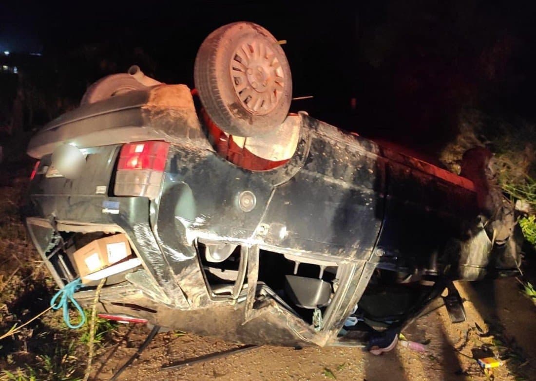 Jovem de 23 anos morre após capotamento