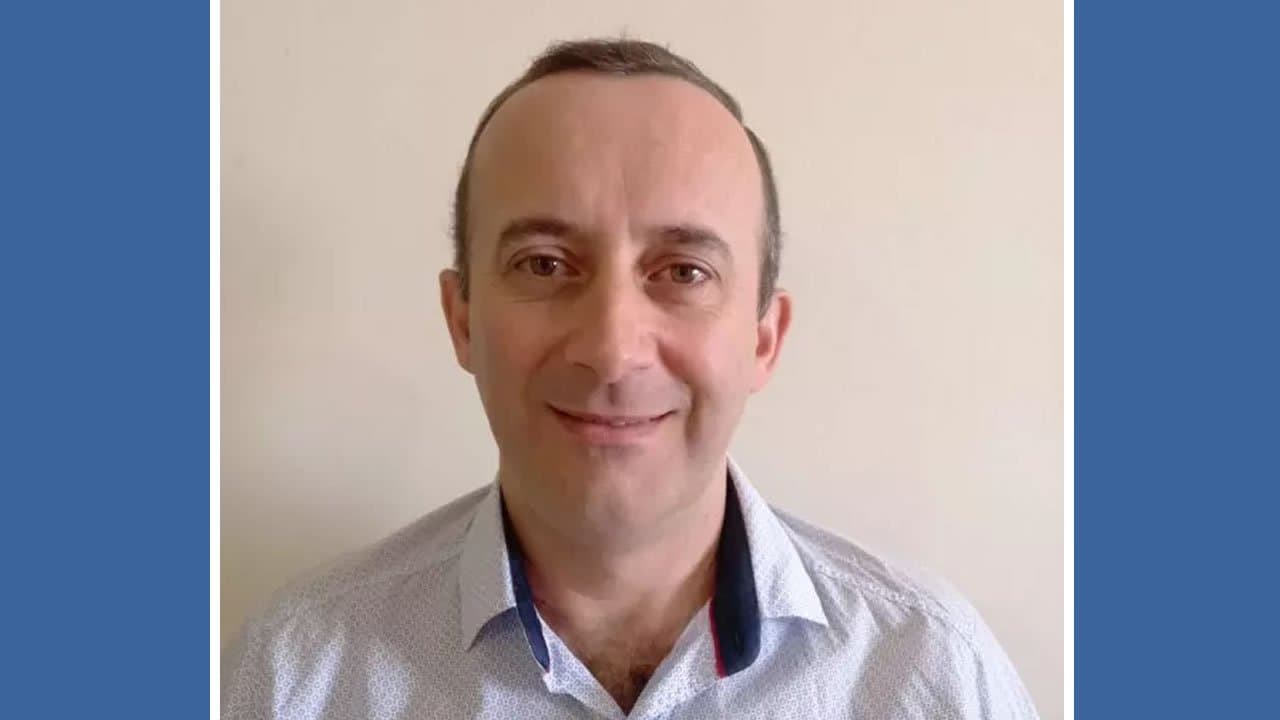 Alex Alano (PSTU) é o sexto candidato a governador confirmado no Debate do EXTRA.SC