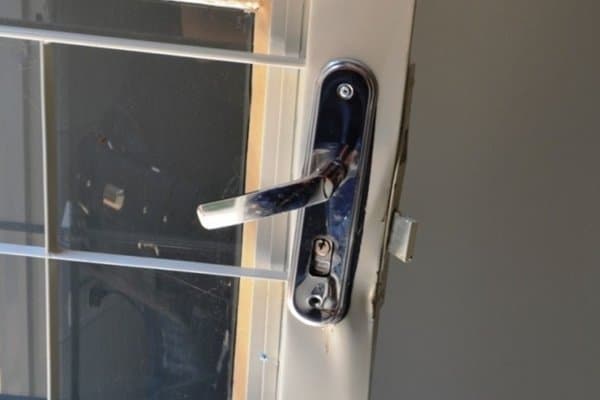 Livraria de igreja é arrombada e dinheiro furtado