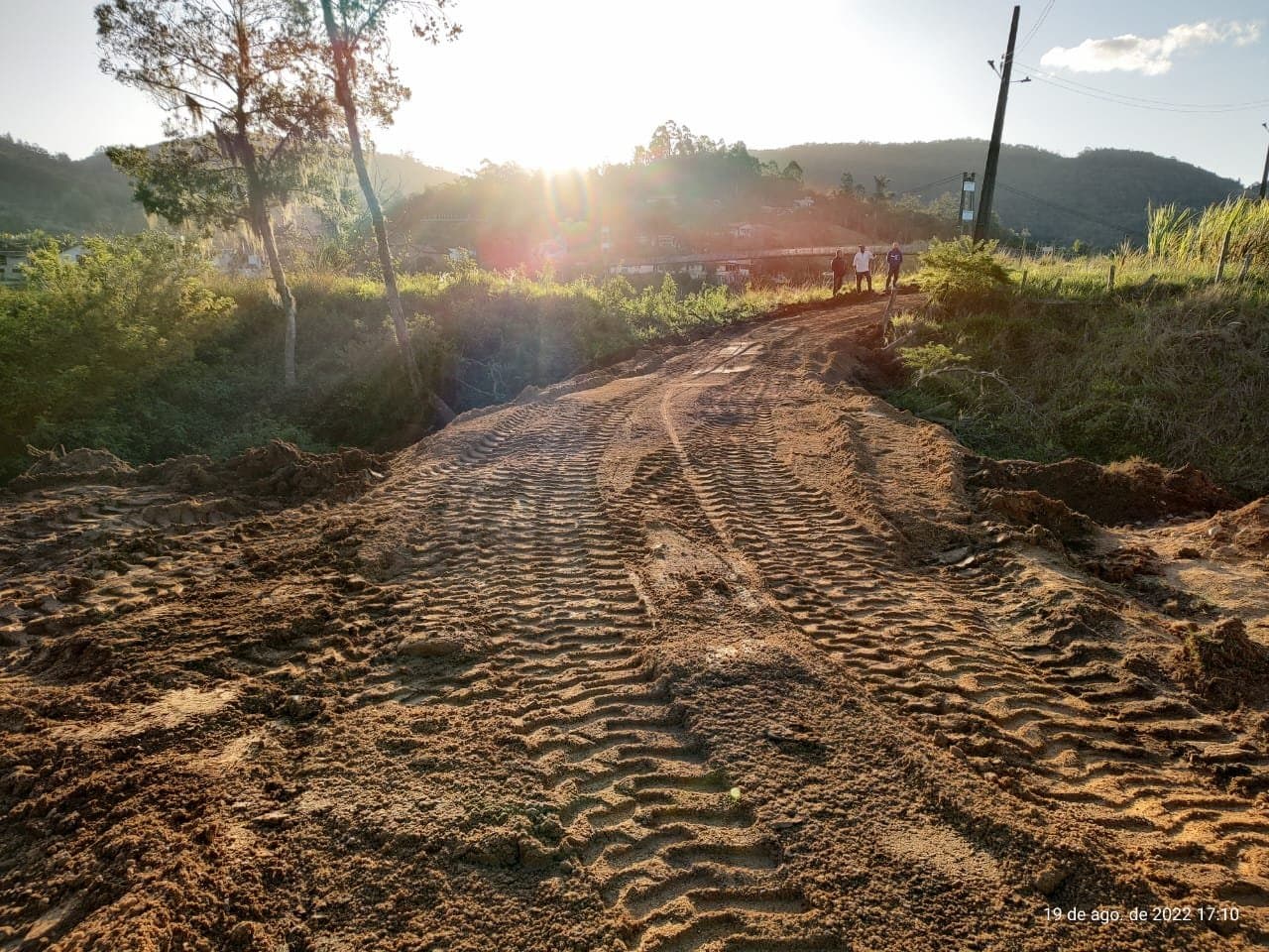 Melhorias estruturais e de iluminação são realizadas no acesso à ponte pênsil da Guarda ME