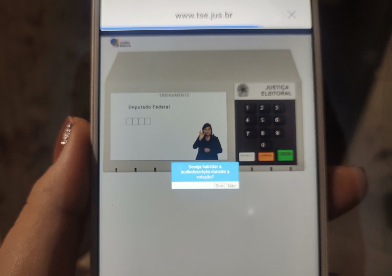 Simulador de votação na urna eletrônica é disponibilizado pelo TSE