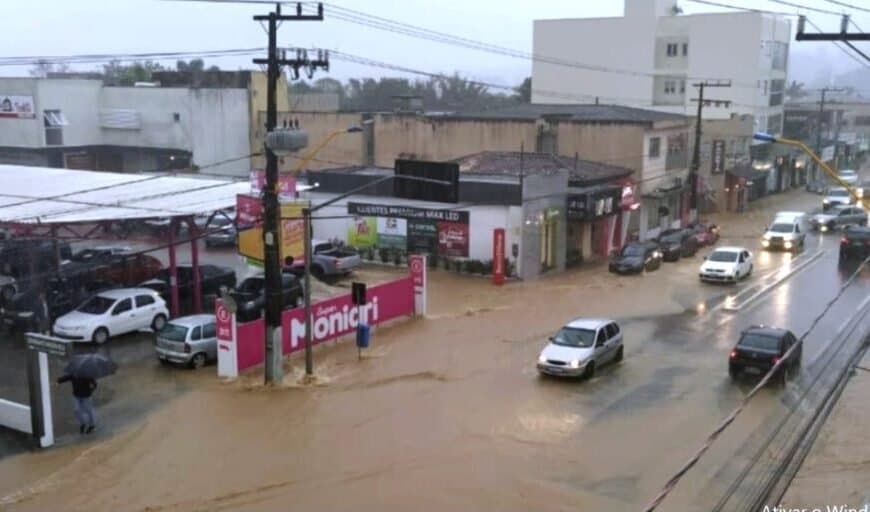 Jaguaruna suspende aulas e transporte escolar por conta das fortes chuvas