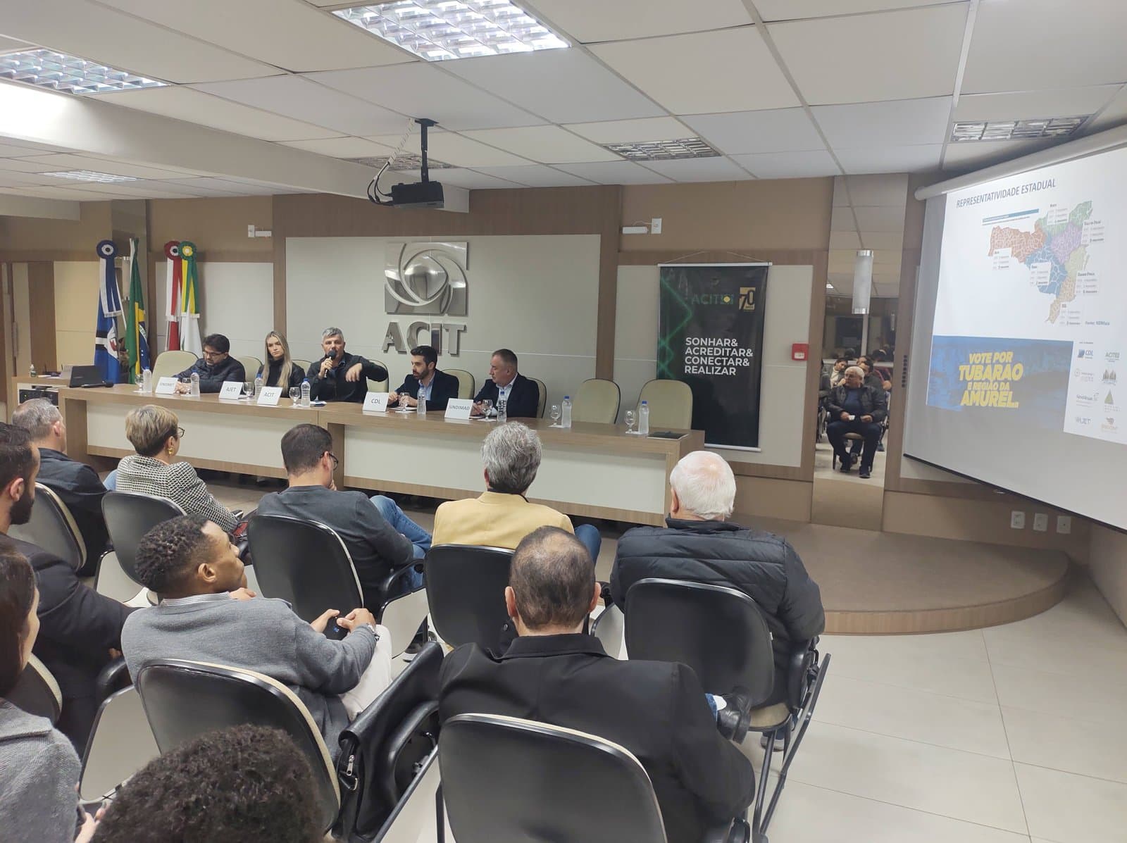 Encontro com candidatos a deputados federais é nesta quinta-feira (1º)