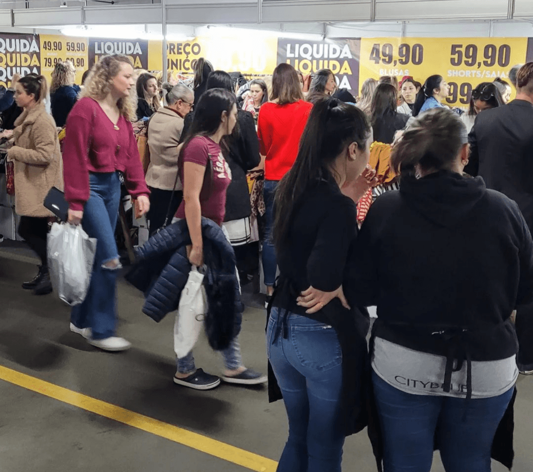 Mega Bazar segue até domingo (11) no Farol Shopping