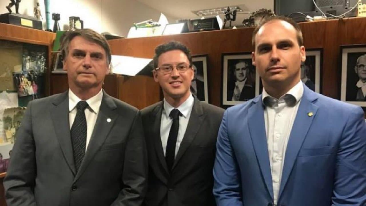 ”Defendo desde quando fui vereador”, diz Lucas Esmeraldino sobre "Escola Sem Partido"