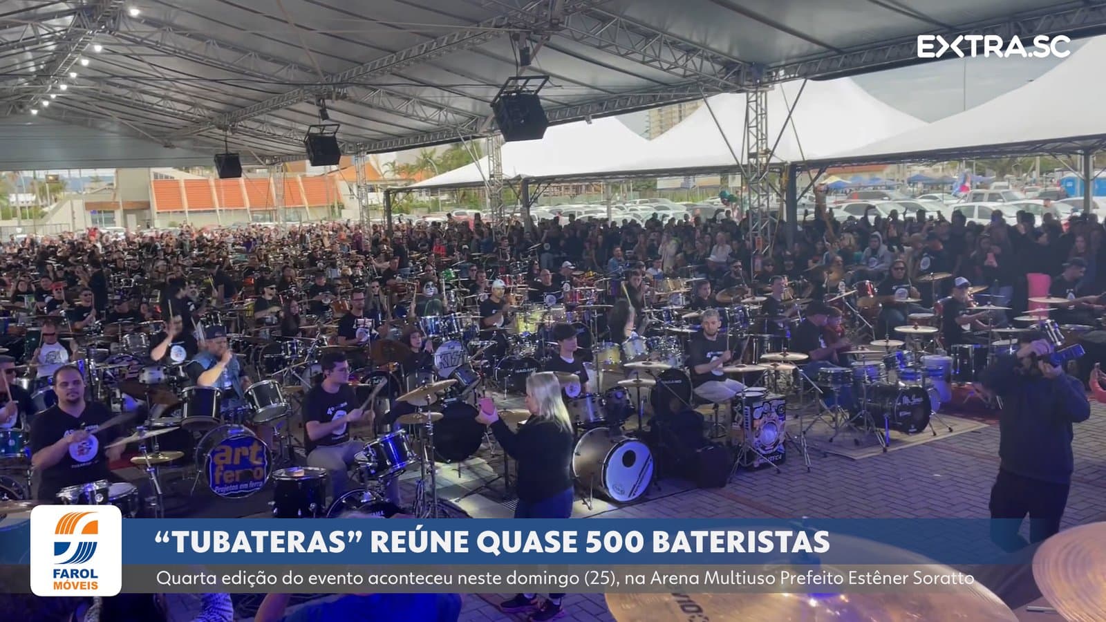 Quase 500 bateristas participam da quarta edição do "Tubateras"
