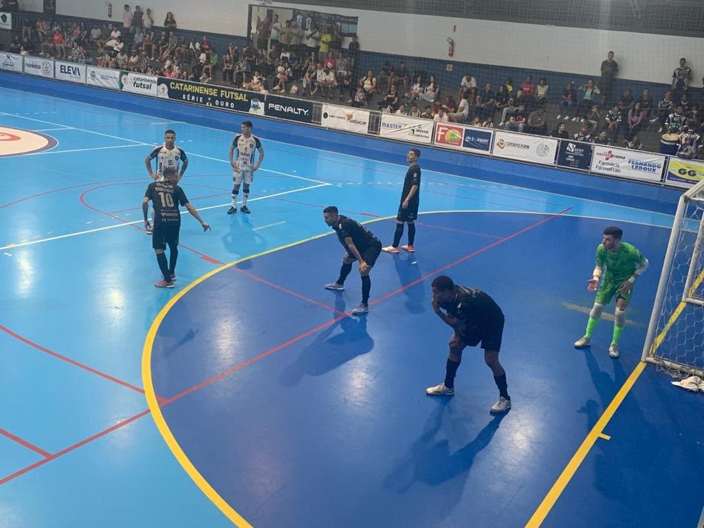 ESTADUAL: Tubarão Futsal empata e alcança a segunda colocação