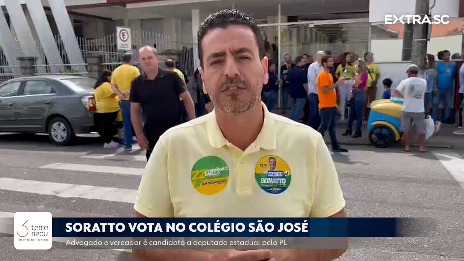 Candidato a deputado estadual Soratto (PL) vota no Colégio São José