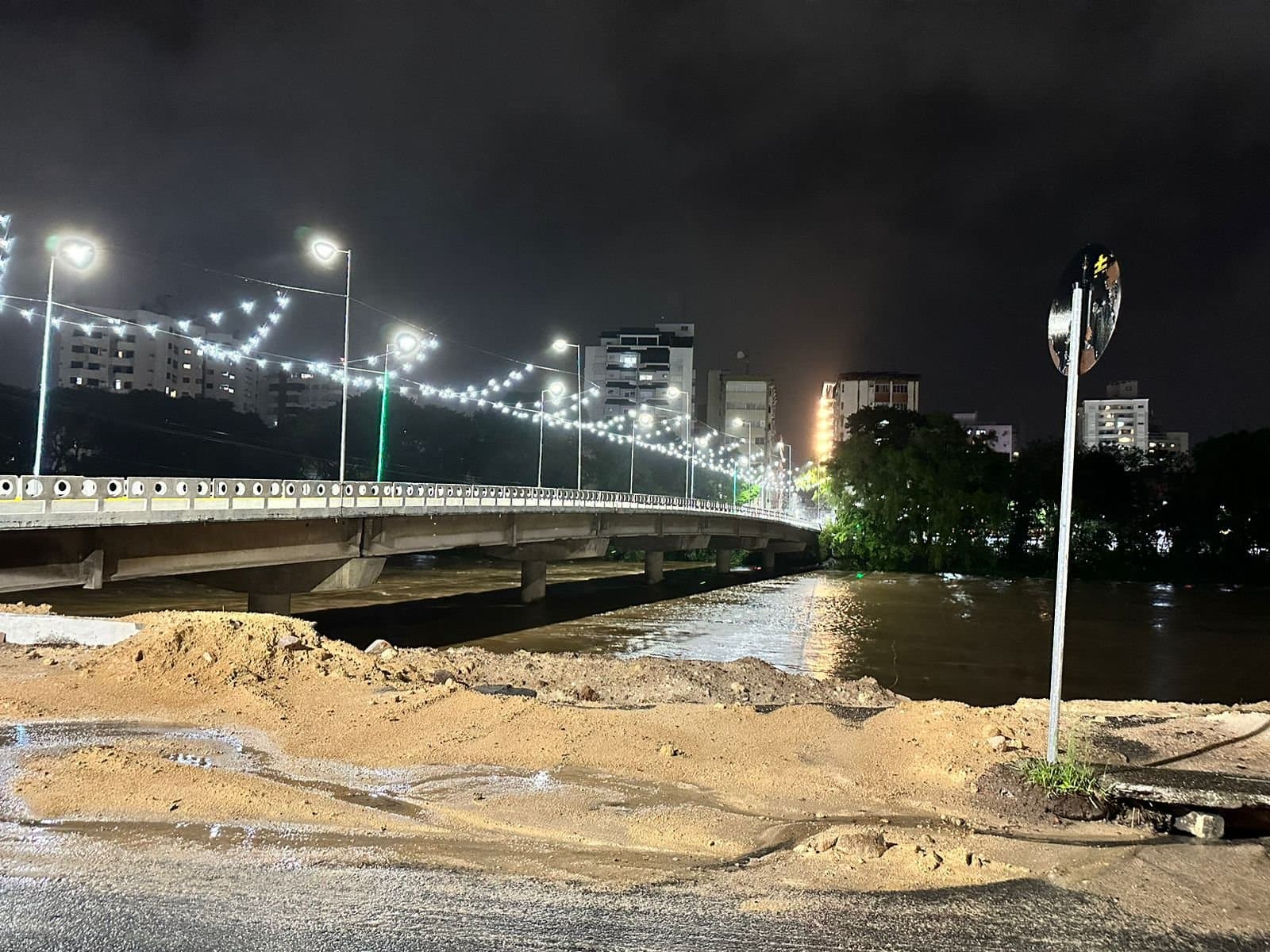 Defesa Civil faz alerta para inundações em regiões de Tubarão