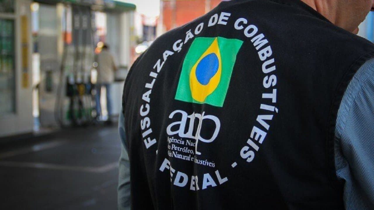 Revendas de gás de cozinha são fechadas em Laguna e Imbituba