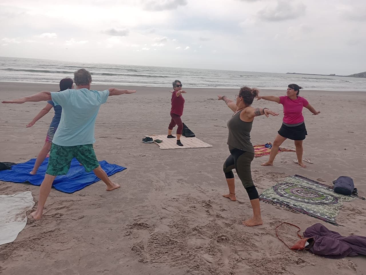 Laguna oferece aulas de yoga de forma gratuita