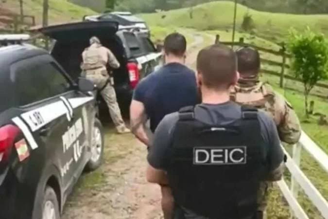 Possíveis integrantes de grupo neonazista passam a ser réus em ação penal pública