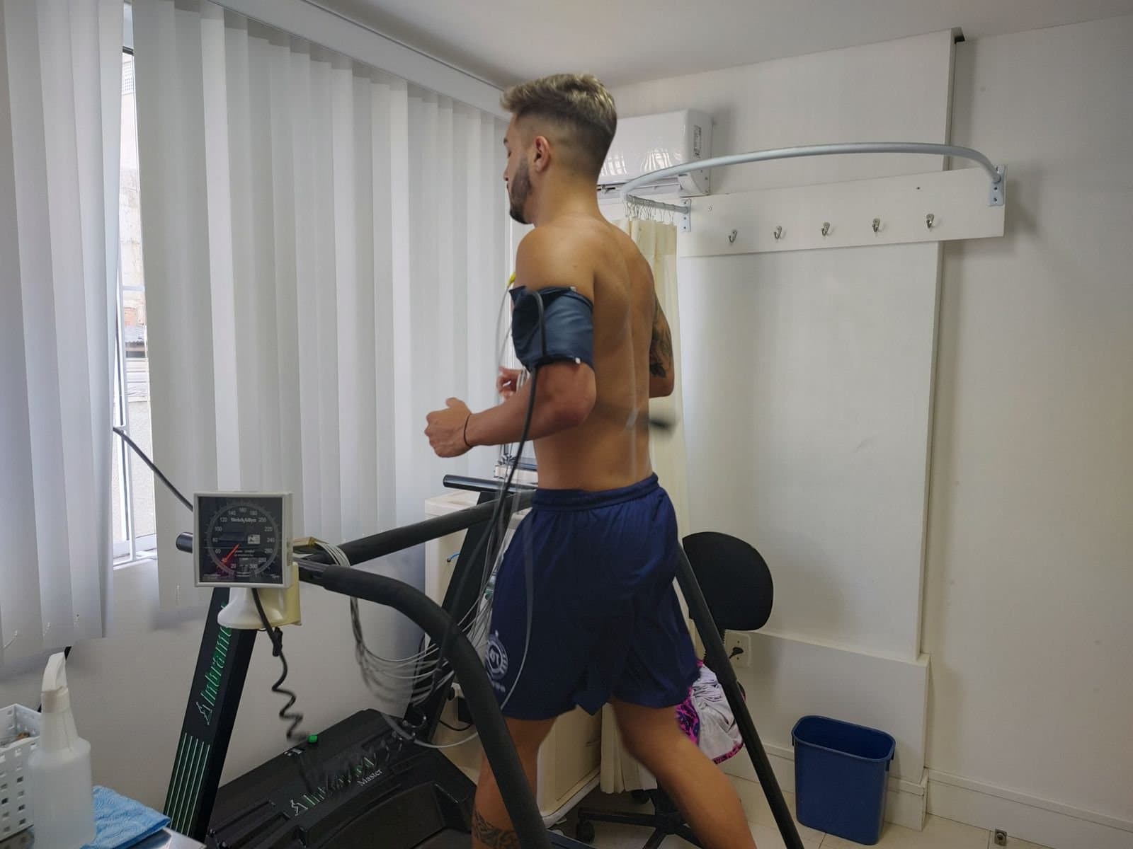 Atletas do Tubarão Futsal realizam exames de pré-temporada