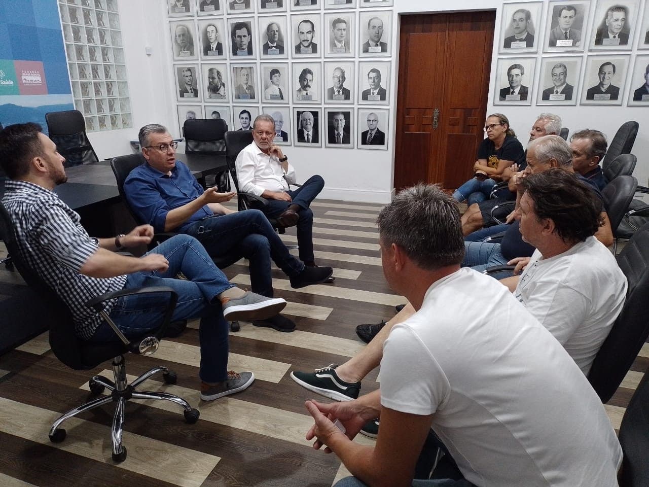 Moradores do bairro Recife pedem soluções para alagamentos