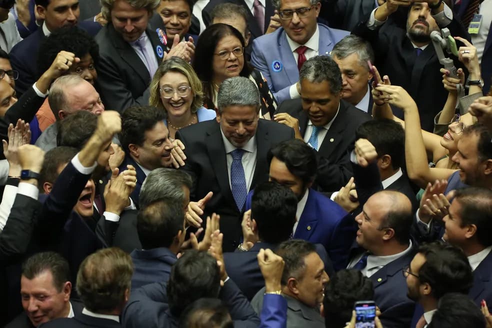 Com votação recorde, Lira é reeleito presidente da Câmara dos Deputados